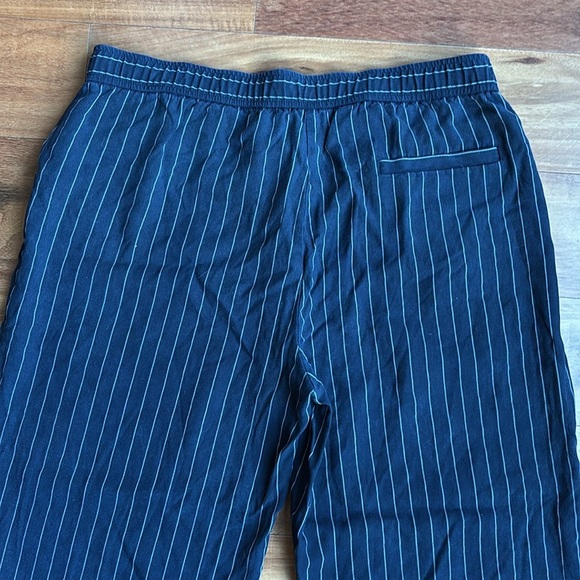 Eileen Fisher cropped pants - Picture 10 of 12